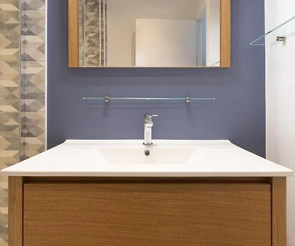 Appartement Le Petit Manhattan - Privé De 45 M2 - 2 à 4 Personnes - Parking Privé Metz