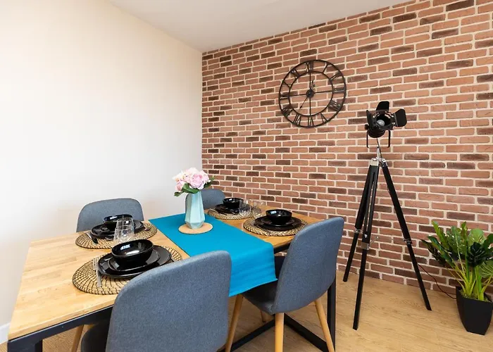 Le Petit Manhattan - Privé De 45 M2 - 2 à 4 Personnes - Parking Privé Metz